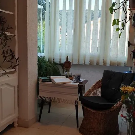 Apartment Grubisic *