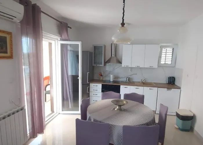 Daire Grubisic Grebaštica